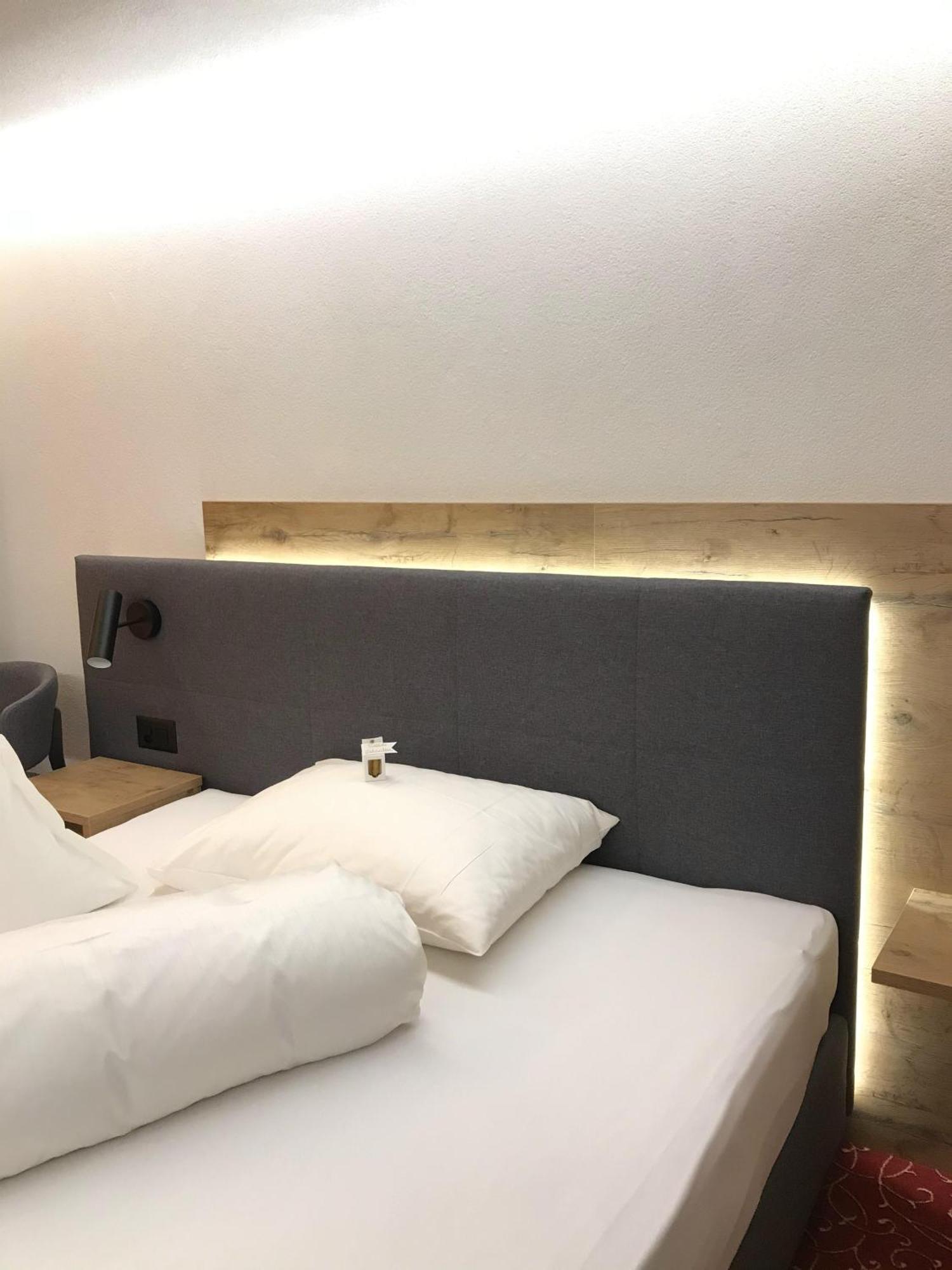Sonnenhotel Soldanella Sonneck ซัมเนาน์ ภายนอก รูปภาพ